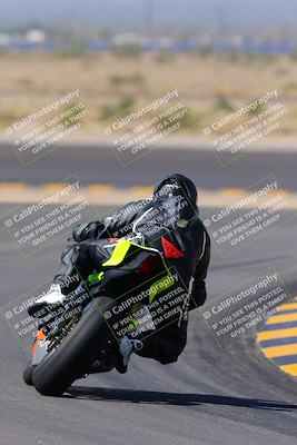 media/Oct-08-2022-SoCal Trackdays (Sat) [[1fc3beec89]]/Turn 11 Backside (1145am)/